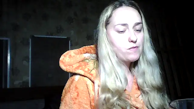 Snapshot of Vassila69 chatting on 01/11/26, 05:18 Vassila69 online show from 01/11/26, 05:18