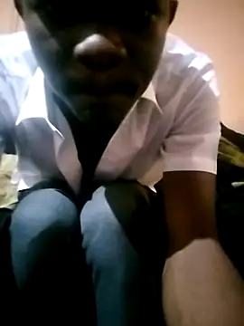 Snapshot of _kaycums_10 chatting on 03/18/26, 01:36 kaycums 10 online show from 03/18/26, 01:36