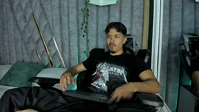 NicolaiKarav online show from 04/19/26, 06:10