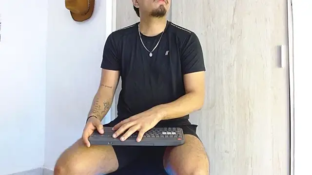 Henry villa23 online show from 03/02/26, 04:25