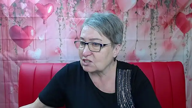 Snapshot of OlgaLuck chatting on 02/02/26, 06:12 OlgaLuck online show from 02/02/26, 06:12