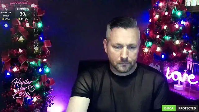 Snapshot of Hunter_Fl chatting on 11/28/25, 04:42 Hunter Fl online show from 11/28/25, 04:42