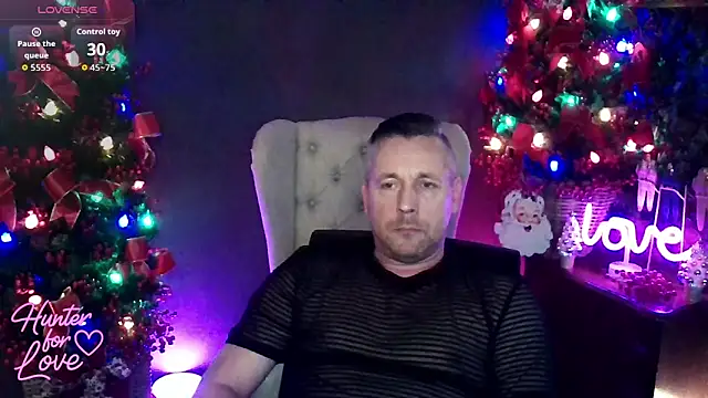 Snapshot of Hunter_Fl chatting on 11/30/25, 03:38 Hunter Fl online show from 11/30/25, 03:38