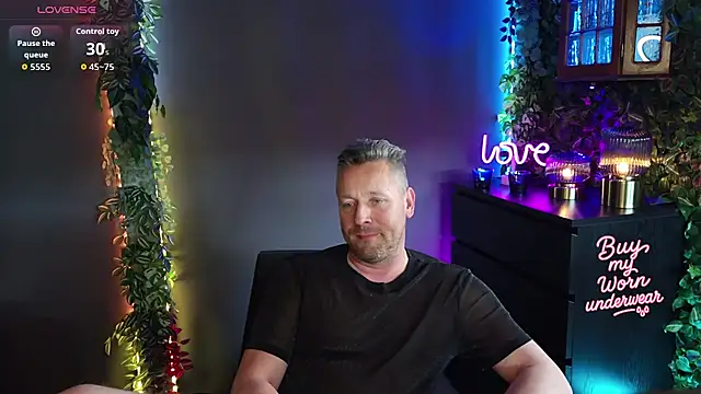 Hunter Fl online show from 04/10/26, 04:33