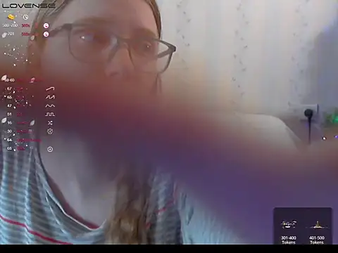 Snapshot of LustfulSarah chatting on 01/05/25, 09:47 LustfulSarah online show from 01/05/25, 09:47