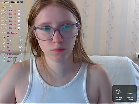 LustfulSarah online show from 11/22/25, 11:48