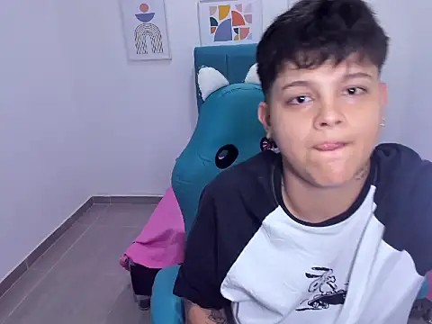 Snapshot of _ian_sweet chatting on 12/02/25, 07:31 ian sweet online show from 12/02/25, 07:31