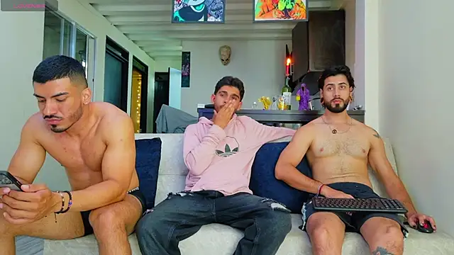 heteros curious online show from 12/16/25, 12:37