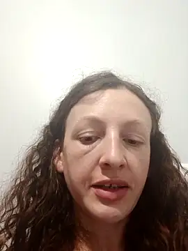 Snapshot of AlisKiv chatting on 11/23/25, 10:20 AlisKiv online show from 11/23/25, 10:20