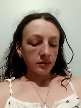 Snapshot of AlisKiv chatting on 11/29/25, 03:59 AlisKiv online show from 11/29/25, 03:59