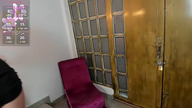 Snapshot of Mysterius_Woman chatting on 11/27/25, 01:13 Mysterius Woman online show from 11/27/25, 01:13