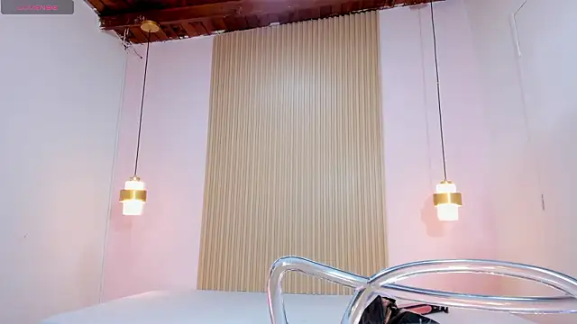 Izelevans online show from 03/13/26, 02:01