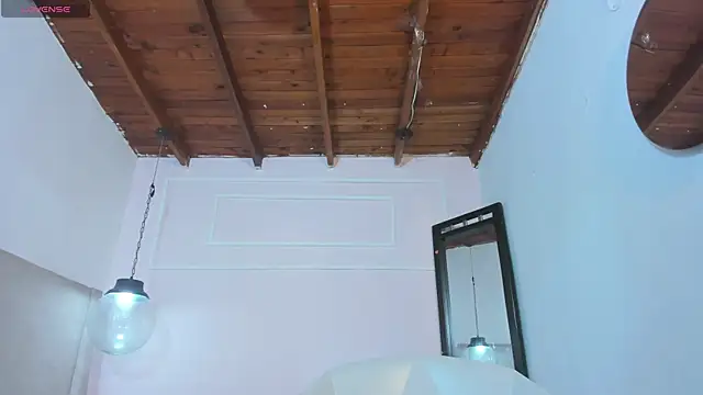 Izelevans online show from 04/14/26, 12:44