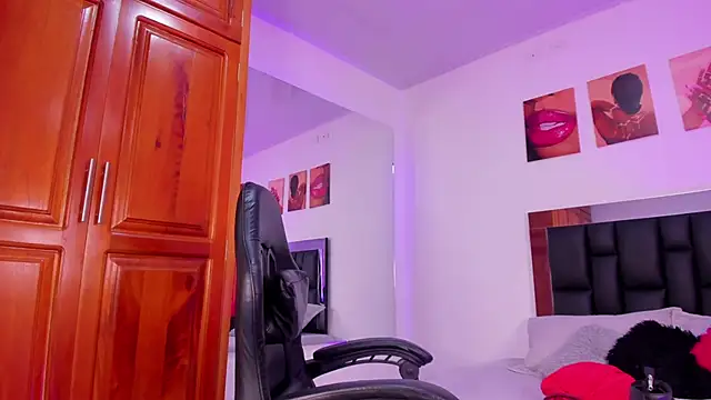 Snapshot of ValeryTs1 chatting on 02/21/26, 05:58 ValeryTs1 online show from 02/21/26, 05:58