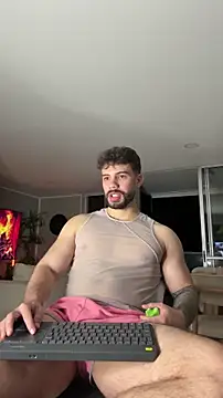 Valenthino Salvatore online show from 03/10/26, 04:06