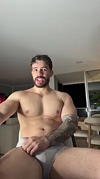 Valenthino Salvatore online show from 03/19/26, 03:43