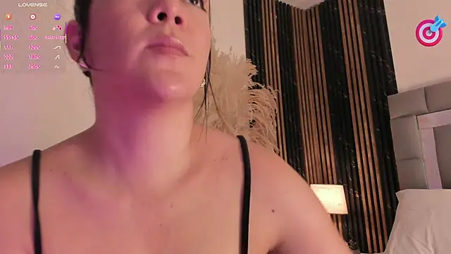 amaia santini online show from 04/08/26, 06:52