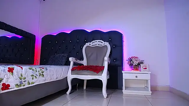 Emily Jedet online show from 03/13/26, 07:31