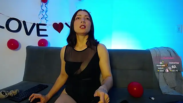 sansa stark love online show from 02/22/26, 10:52