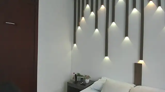 lindaa natashaa  online show from 03/04/26, 07:09