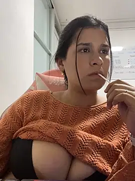 ArinaFoxx online show from 11/22/25, 04:55