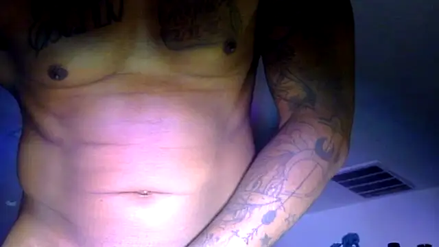 Snapshot of MTheRealrDLlongCrippler chatting on 07/07/26, 03:42 MTheRealrDLlongCrippler online show from 07/07/26, 03:42