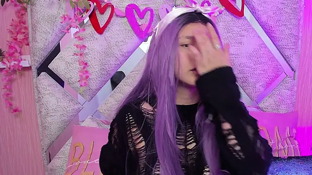 Snapshot of CandySwan chatting on 02/28/26, 11:44 CandySwan online show from 02/28/26, 11:44