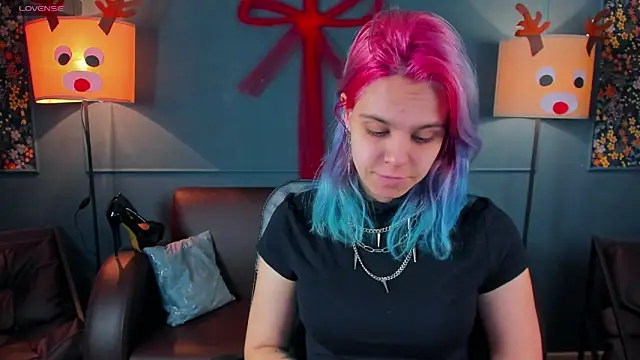 LiraBelle online show from 01/08/26, 03:20