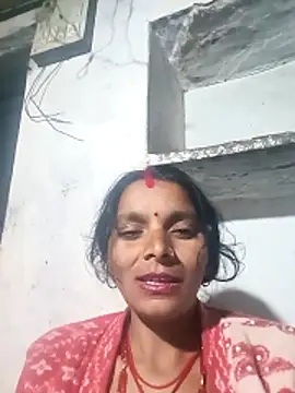 Hot-qwe online show from 12/02/25, 04:02