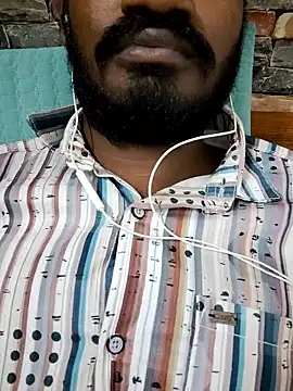 Snapshot of Chennaidark24 chatting on 11/27/25, 12:40 Chennaidark24 online show from 11/27/25, 12:40