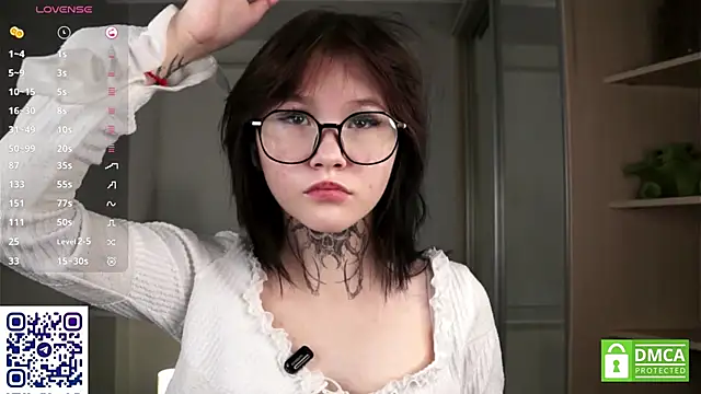 CaroleMyers online show from 11/30/25, 06:12