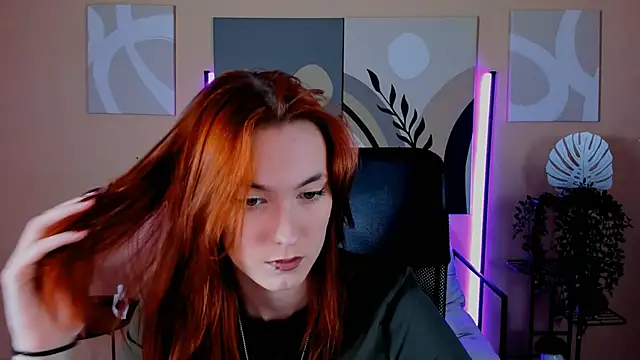 Snapshot of SierraHarper chatting on 12/01/25, 07:35 SierraHarper online show from 12/01/25, 07:35