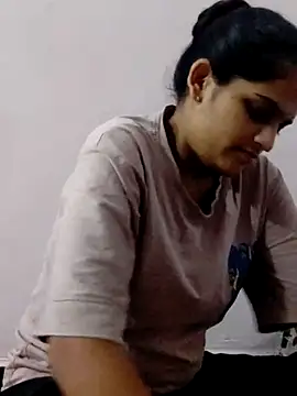 Snapshot of Hot_hania chatting on 11/27/25, 04:36 Hot hania online show from 11/27/25, 04:36