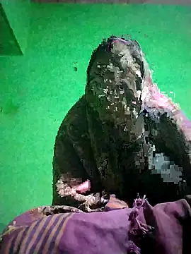 Snapshot of Pooja_hote chatting on 11/28/25, 02:53 Pooja hote online show from 11/28/25, 02:53