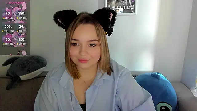 Snapshot of Lilovila chatting on 02/10/26, 10:41 Lilovila online show from 02/10/26, 10:41