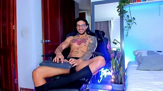 JotaCeliz online show from 02/02/26, 09:57