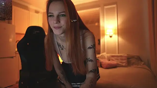  alice meyss  online show from 11/26/25, 09:43