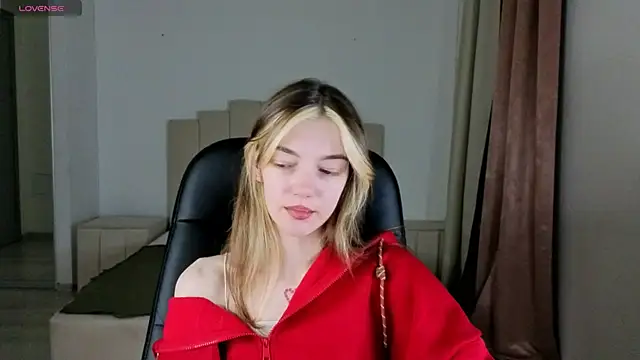 MILLIE MUR online show from 01/14/26, 05:24