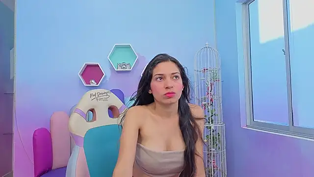 KateSkinny online show from 12/19/25, 11:39