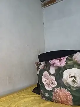 BlackPearlxxo online show from 06/04/26, 07:53