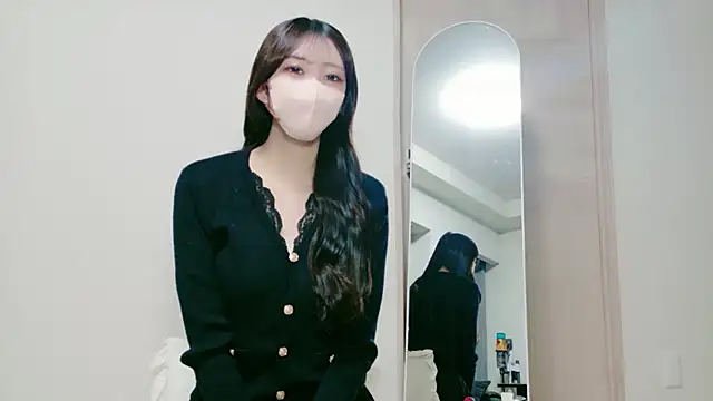 alicechan v online show from 04/21/26, 11:27