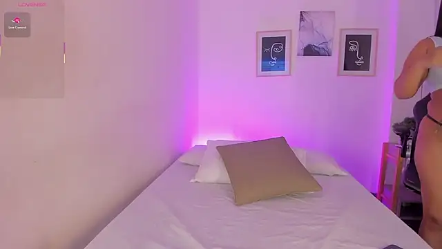 alejandrarojas  online show from 02/24/26, 12:03