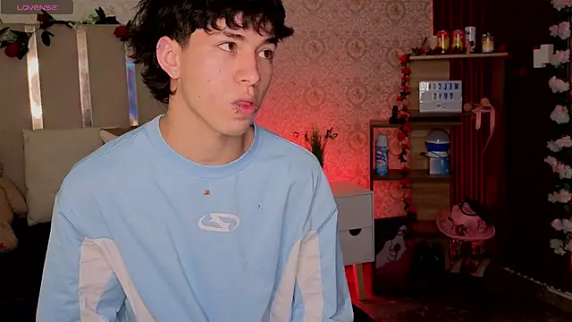 kaelwolf tay online show from 02/26/26, 07:24