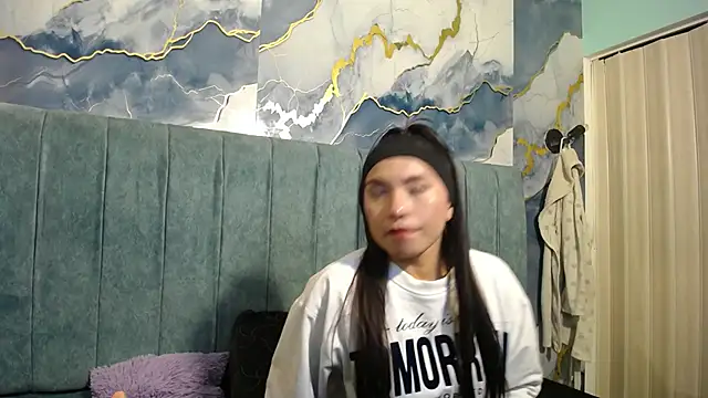 Cloe16  online show from 11/25/25, 03:17