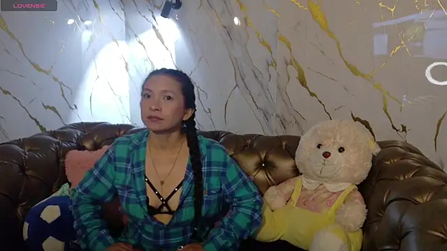 Cloe16  online show from 12/14/25, 02:39