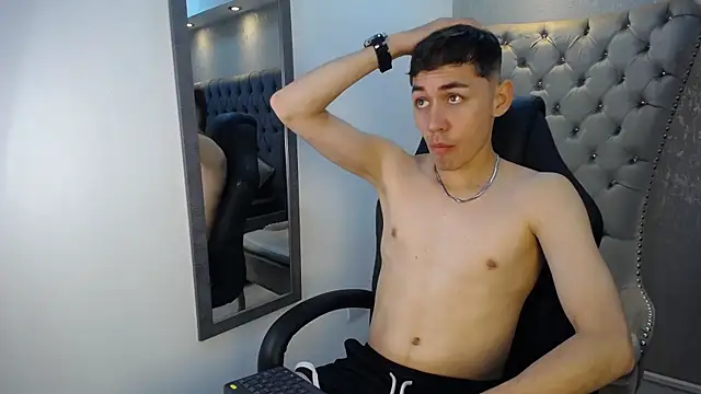 LoganFoster  online show from 12/19/25, 08:49