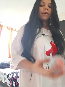 Snapshot of Mia_Rosex chatting on 12/19/25, 06:26 Mia Rosex online show from 12/19/25, 06:26