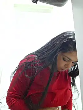 Snapshot of Mia_Rosex chatting on 12/21/25, 10:50 Mia Rosex online show from 12/21/25, 10:50