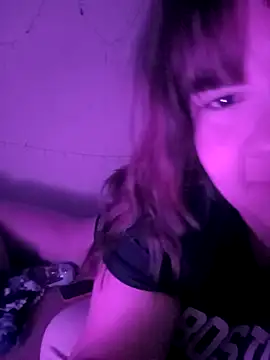 Snapshot of mia_jason chatting on 11/30/25, 01:31 mia jason online show from 11/30/25, 01:31