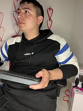 Snapshot of Daisuke_01 chatting on 02/15/26, 03:47 Daisuke 01 online show from 02/15/26, 03:47